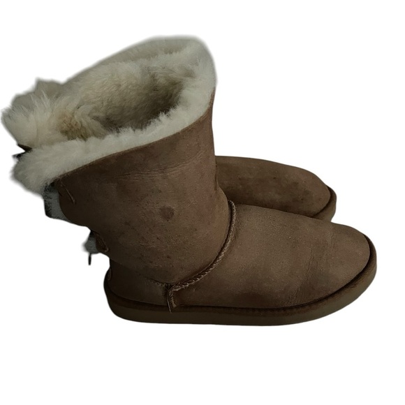 UGG Bailey Bow Women Size 7 - Picture 3 of 7